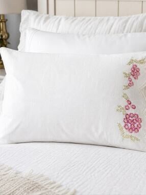 Vintage Hand Embroidered Pillowcase Scalloped Hem Cottagecore Farmhouse Floral